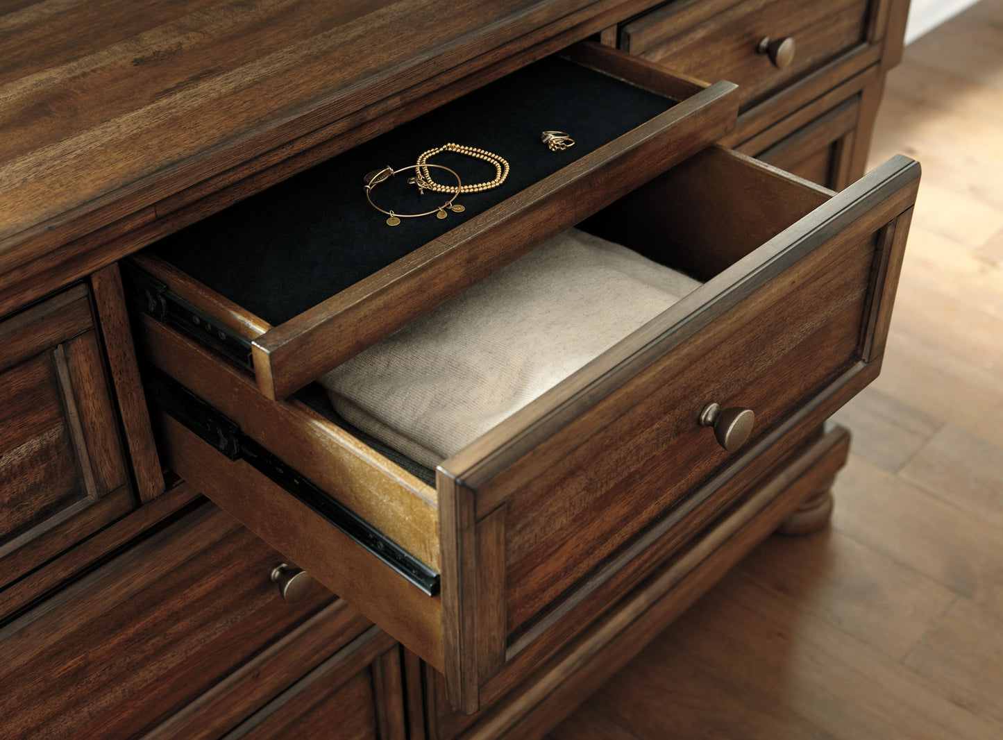 Flynnter Panel Bed With 2 Storage Drawers With Mirrored Dresser