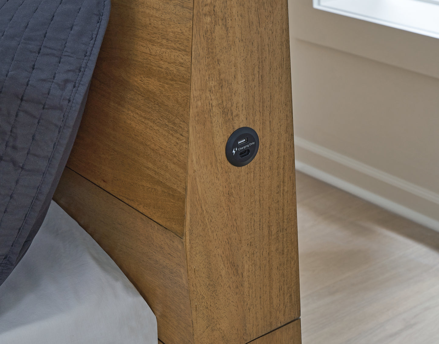 Sherbana Panel Bed