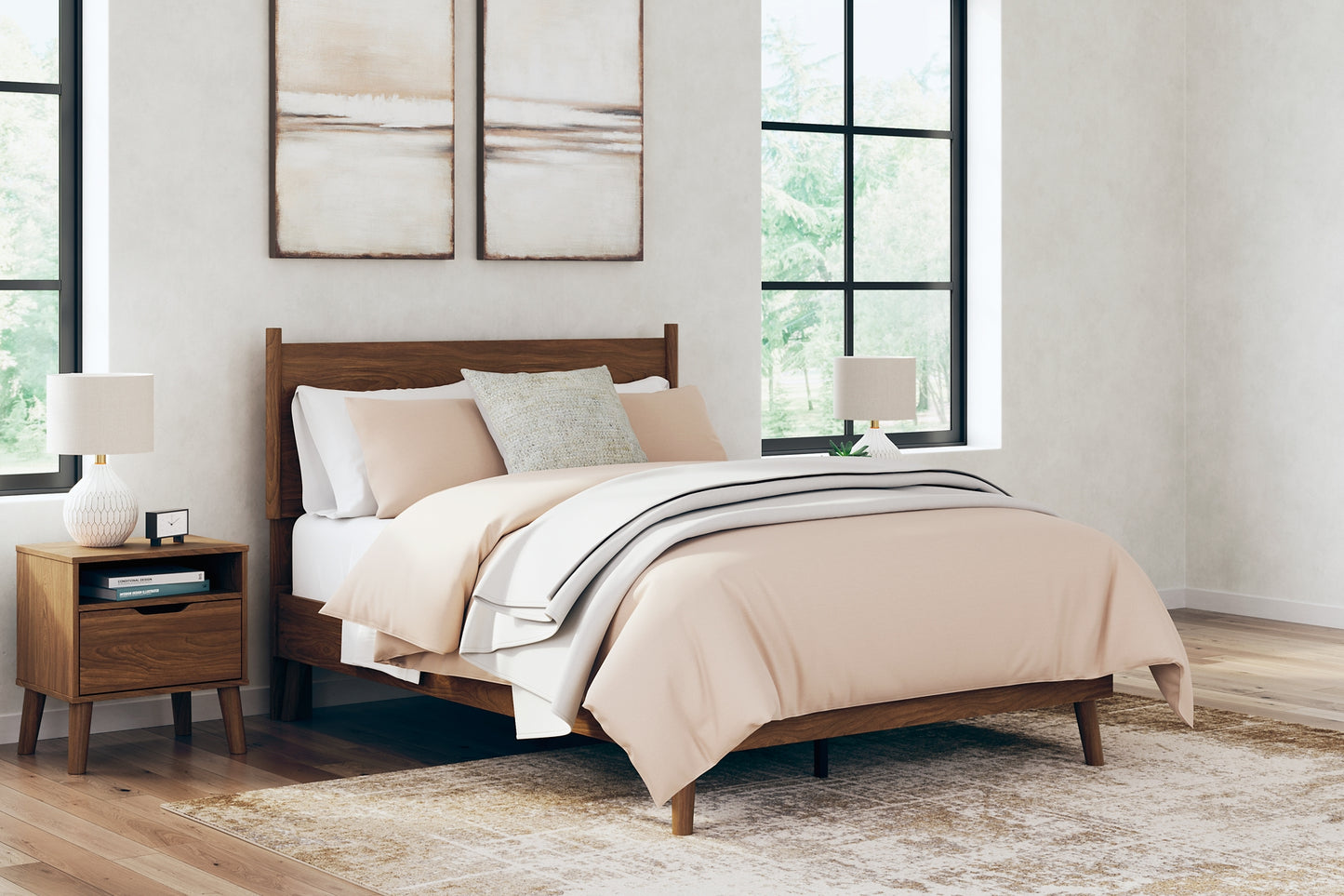 Fordmont Panel Bed