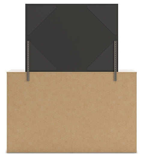 Lawroy Queen Panel Headboard with Mirrored Dresser