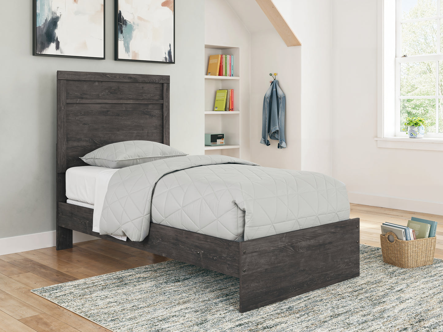 Belachime  Panel Bed