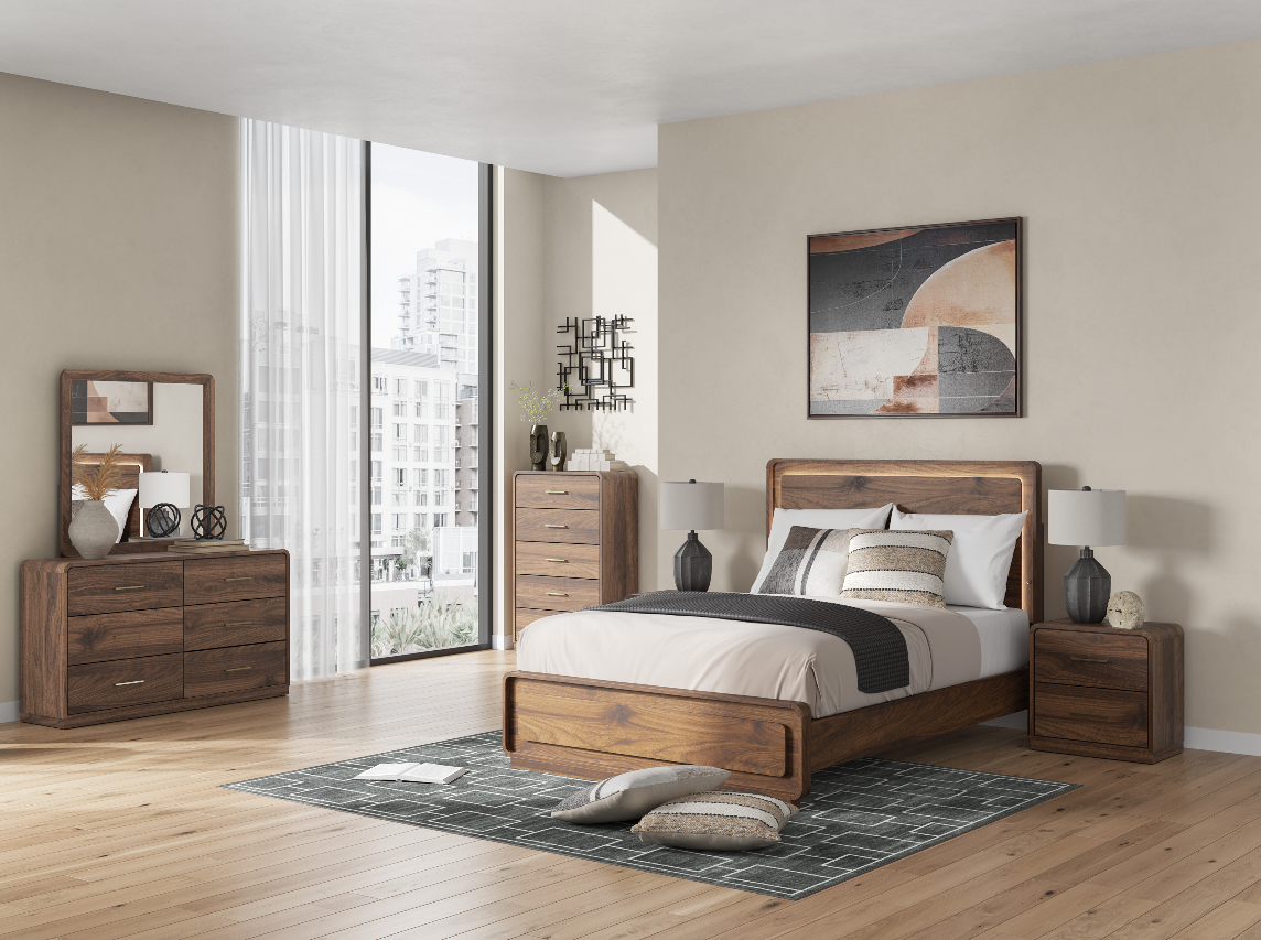 Hollinaze Queen Panel Bed, Dresser and Mirror