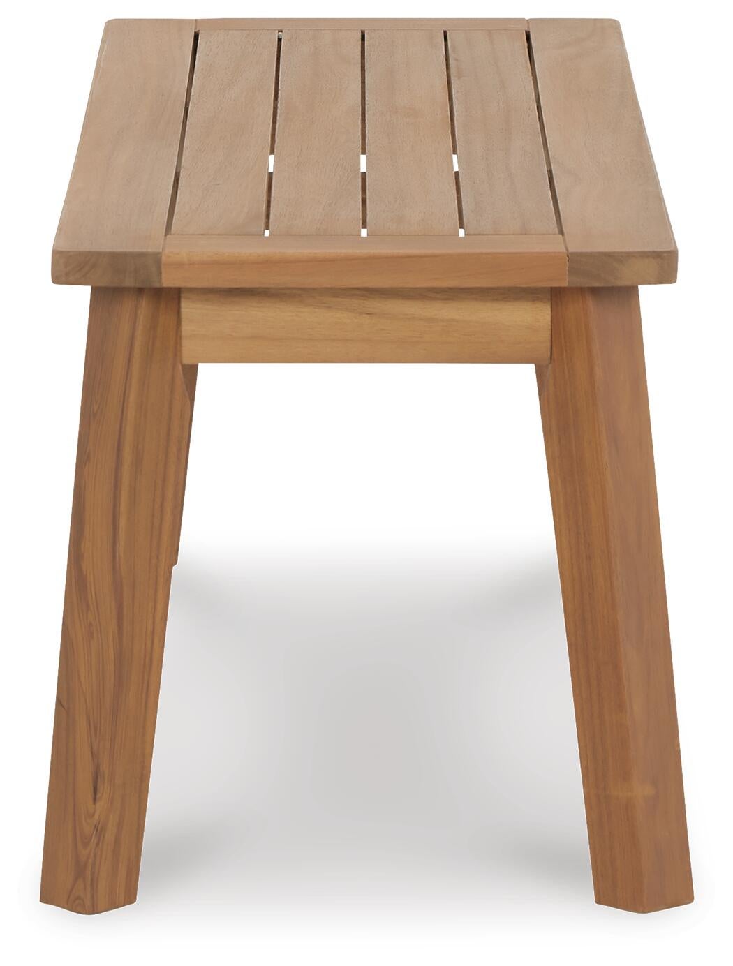 Janiyah Bench