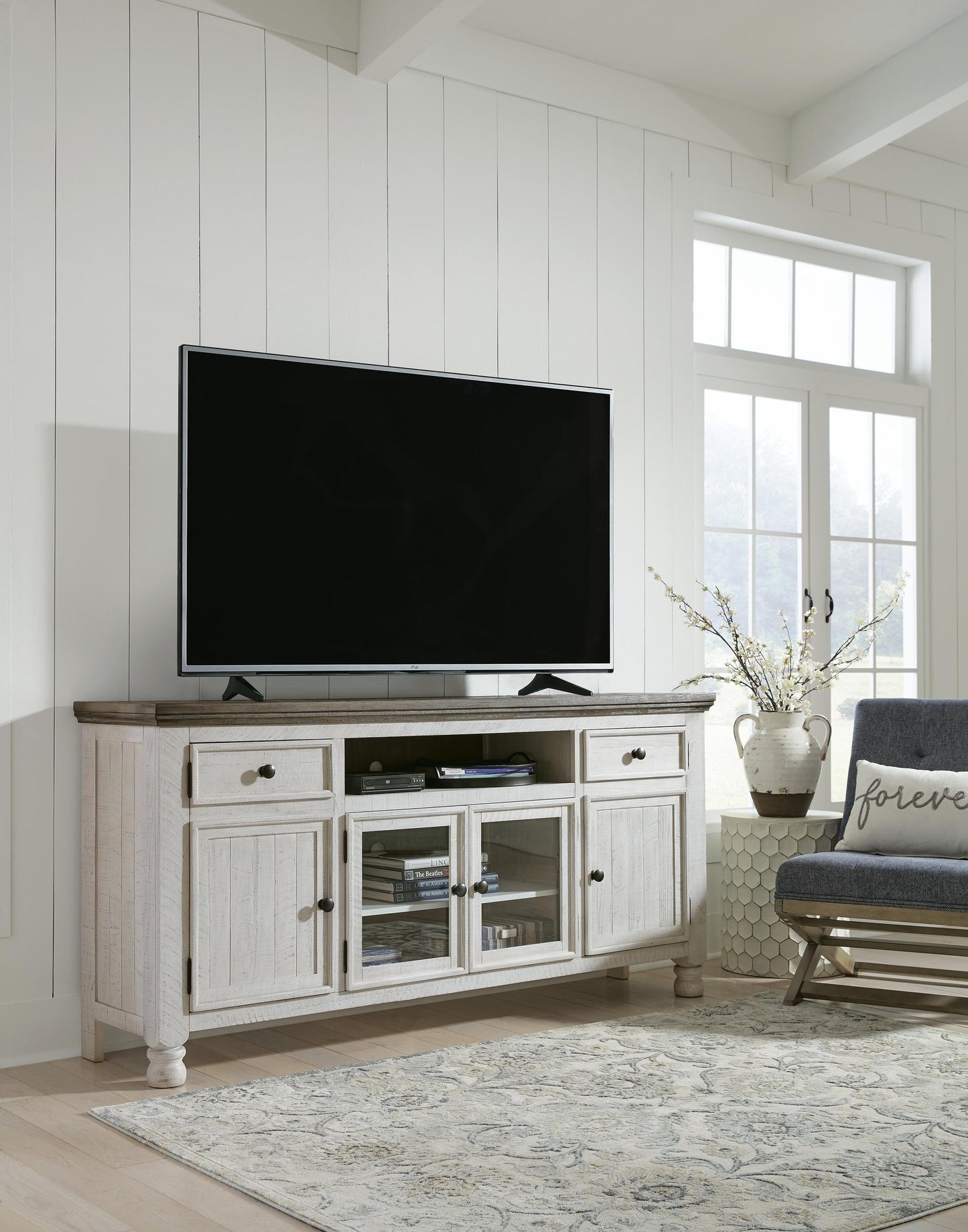 Havalance Extra Large TV Stand