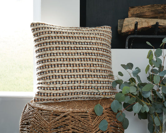 Nealington Pillow