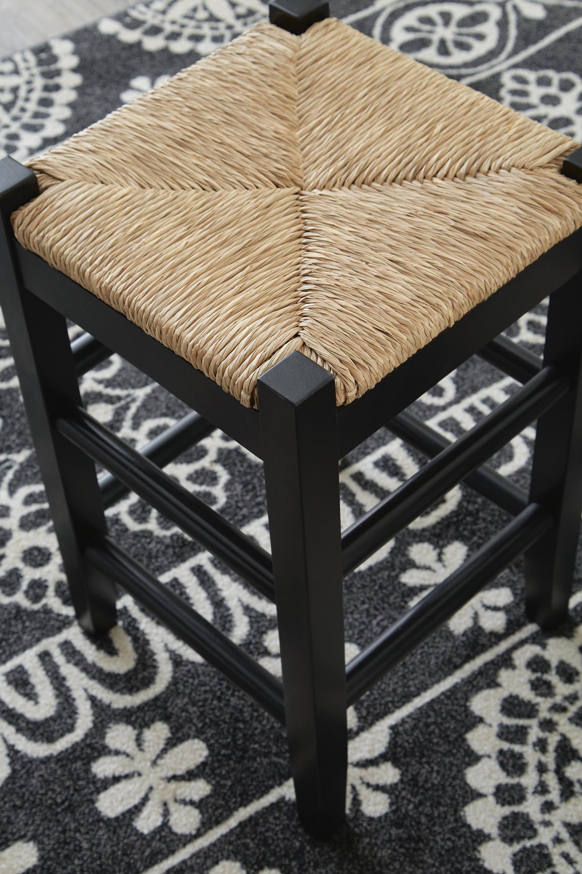 Mirimyn Tall Stool (2/CN)