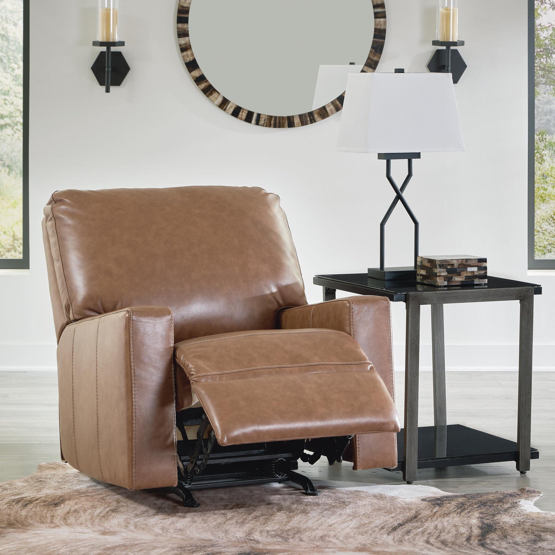 5560325
