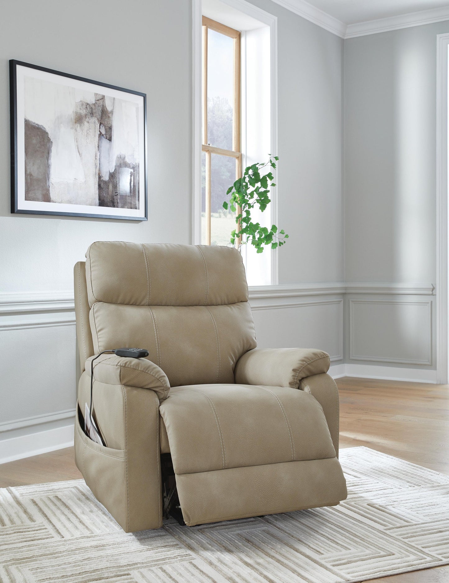 4070912