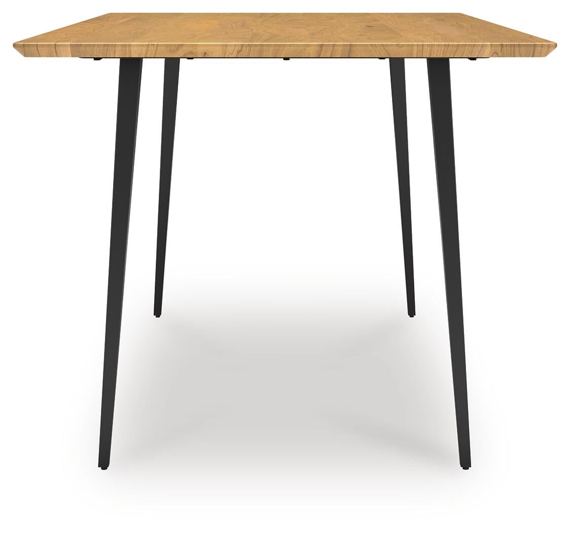 Gretlynn Rectangular Dining Room Table