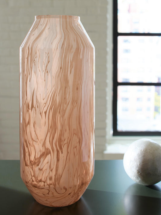 Dushby Vase
