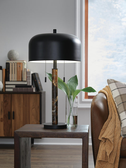 Alanbert Metal Table Lamp (1/CN)