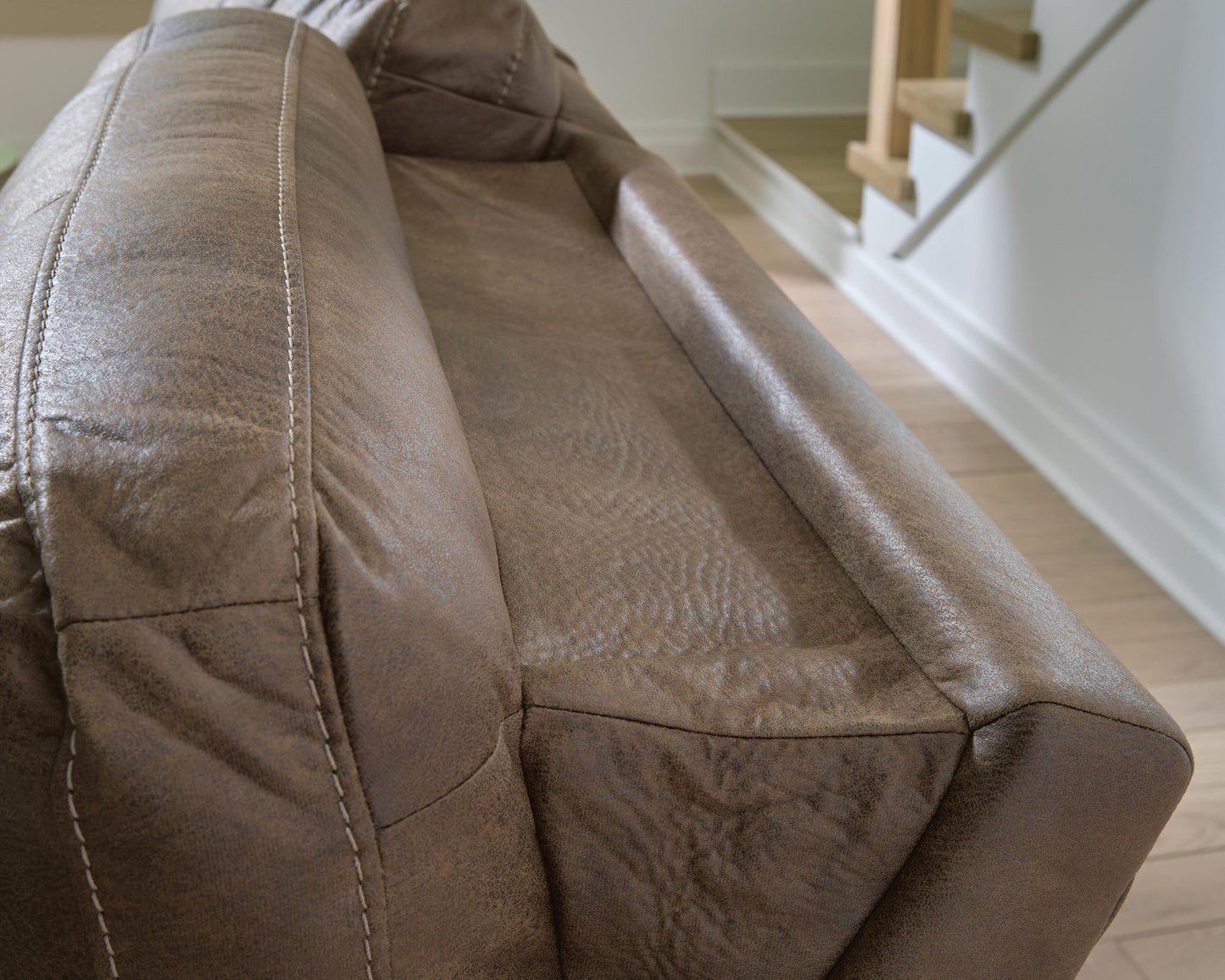 Beckley Place 2 Seat PWR REC Sofa ADJ HDREST
