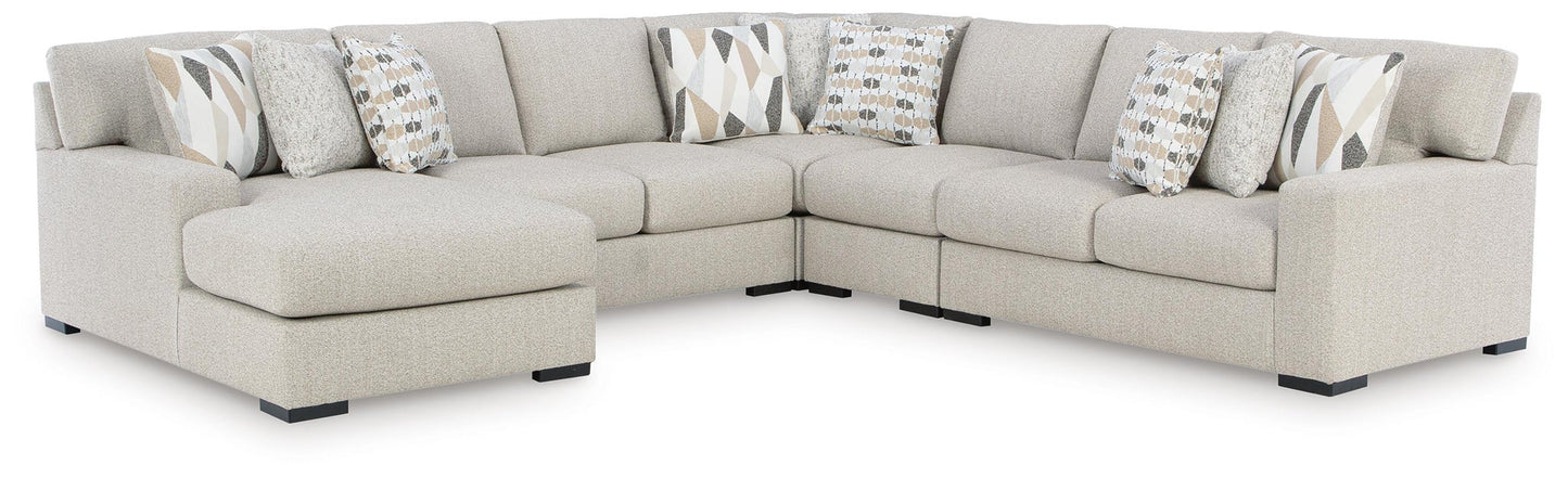 Laurelgrove 5-Piece Sectional with Chaise