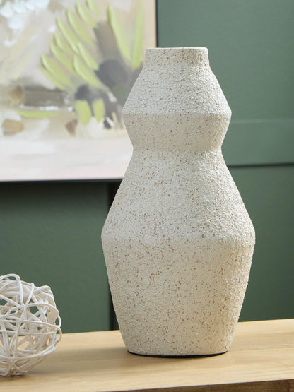 Dawthorne Vase