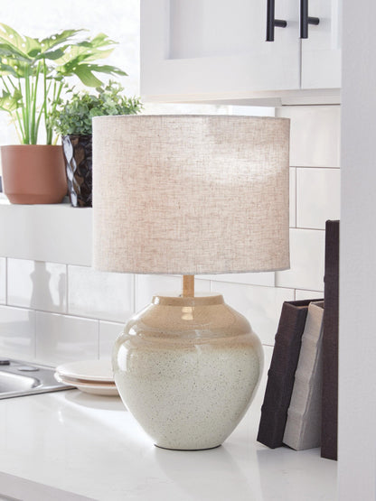 Waldish Metal Table Lamp (1/CN)