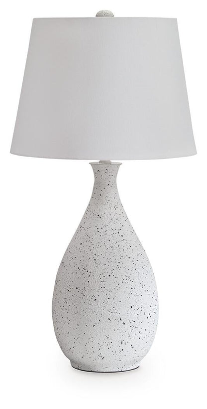 Wyattford Metal Table Lamp (1/CN)
