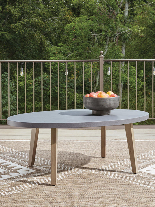 Harmony Headlands Oval Cocktail Table