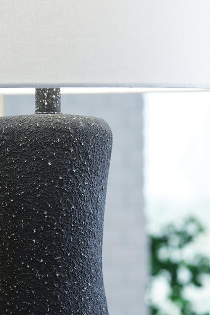 Maykins Metal Table Lamp (1/CN)