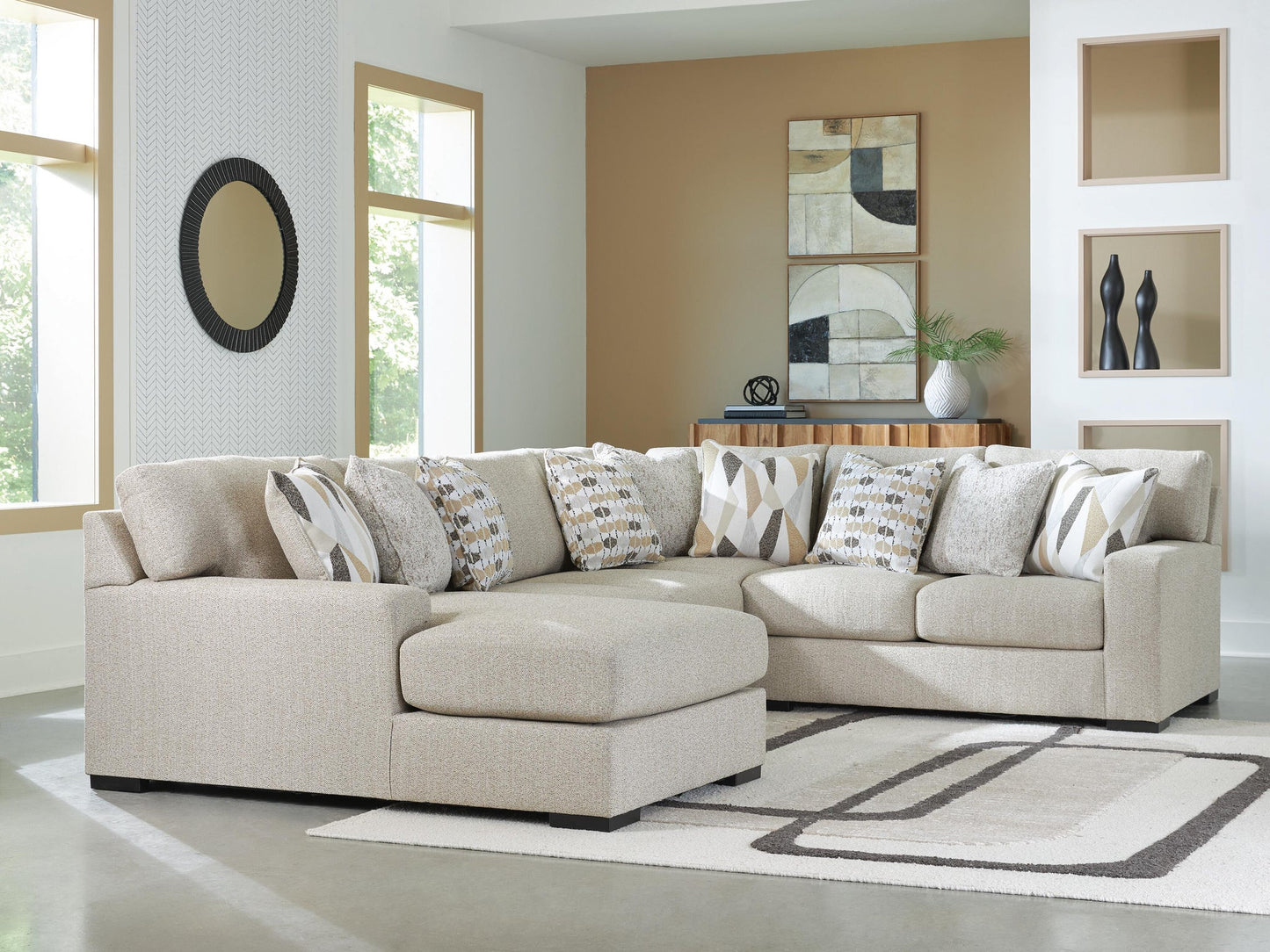 Laurelgrove 4-Piece Sectional with Chaise