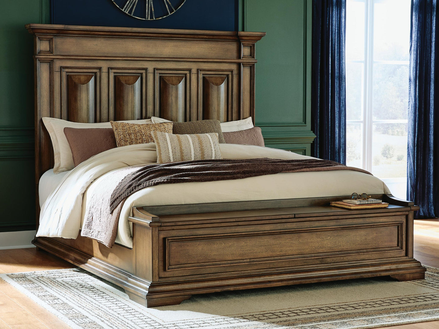 Frantanna King Panel Storage Bed