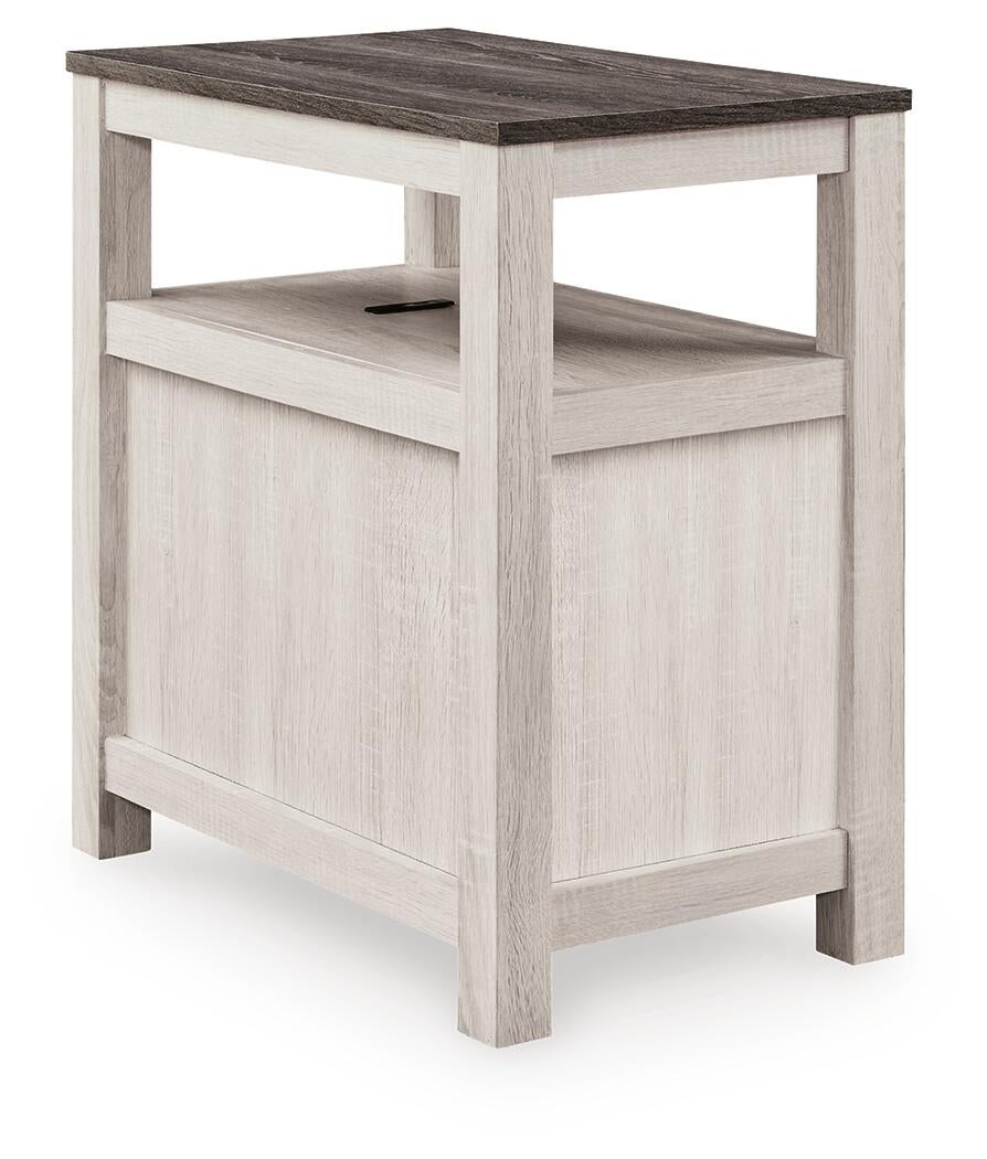Fendenmore Chair Side End Table