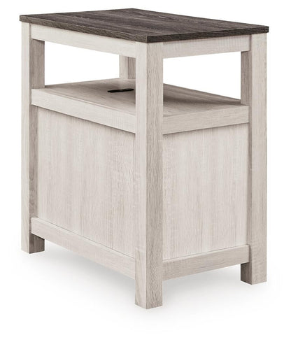 Fendenmore Chair Side End Table