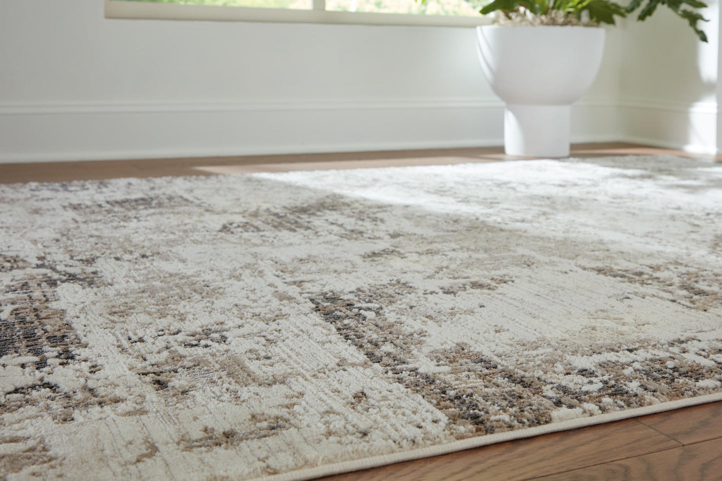 R408281
