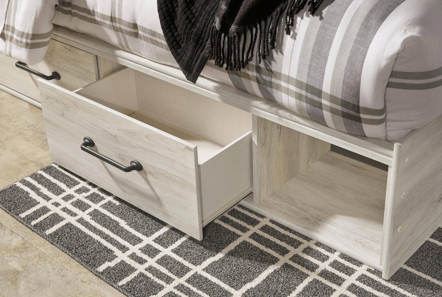 Cambeck King Panel Bed with 4 Storage Drawers with Mirrored Dresser, Chest and Nightstand