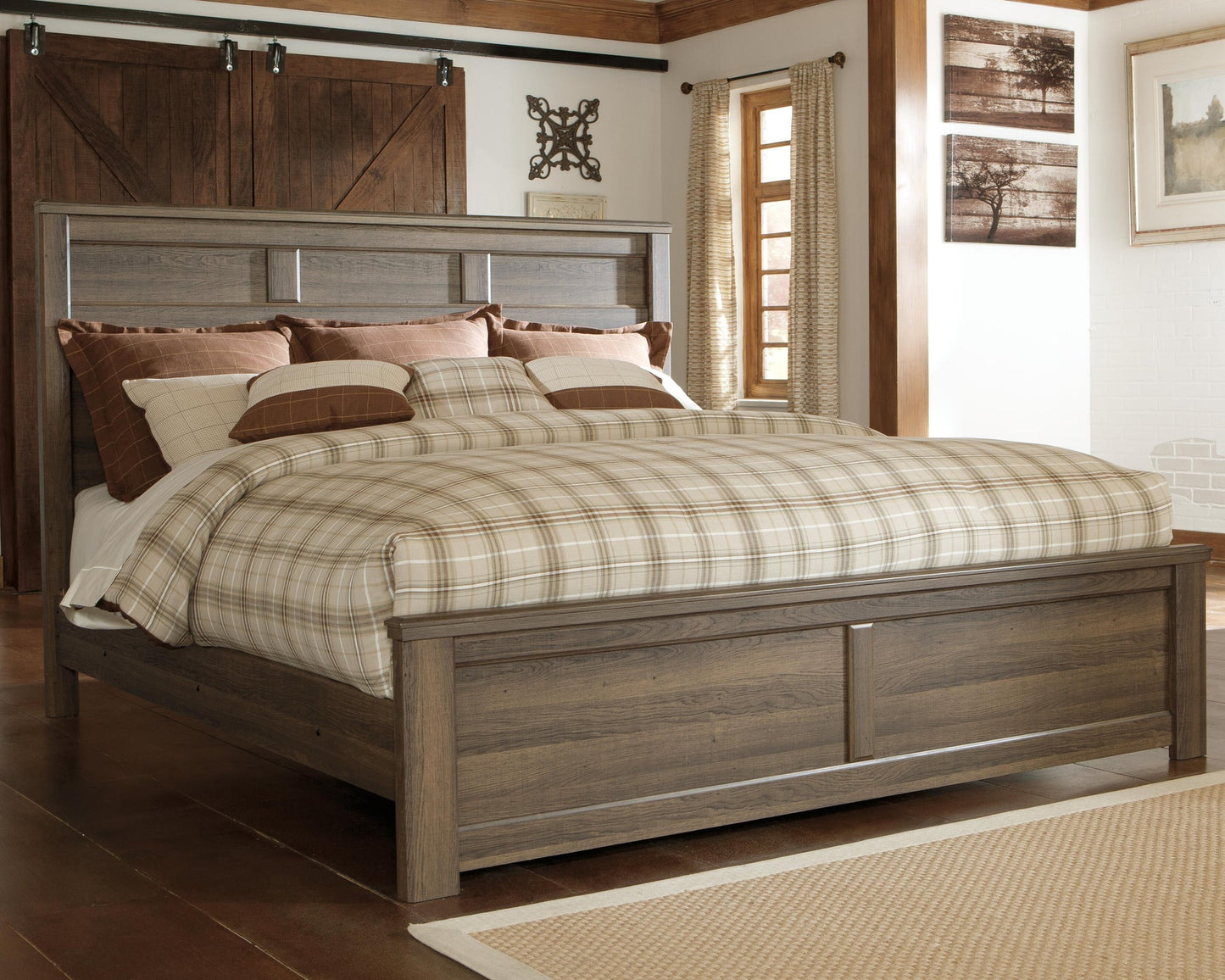 Juararo King Panel Bed with Mirrored Dresser, Chest and Nightstand