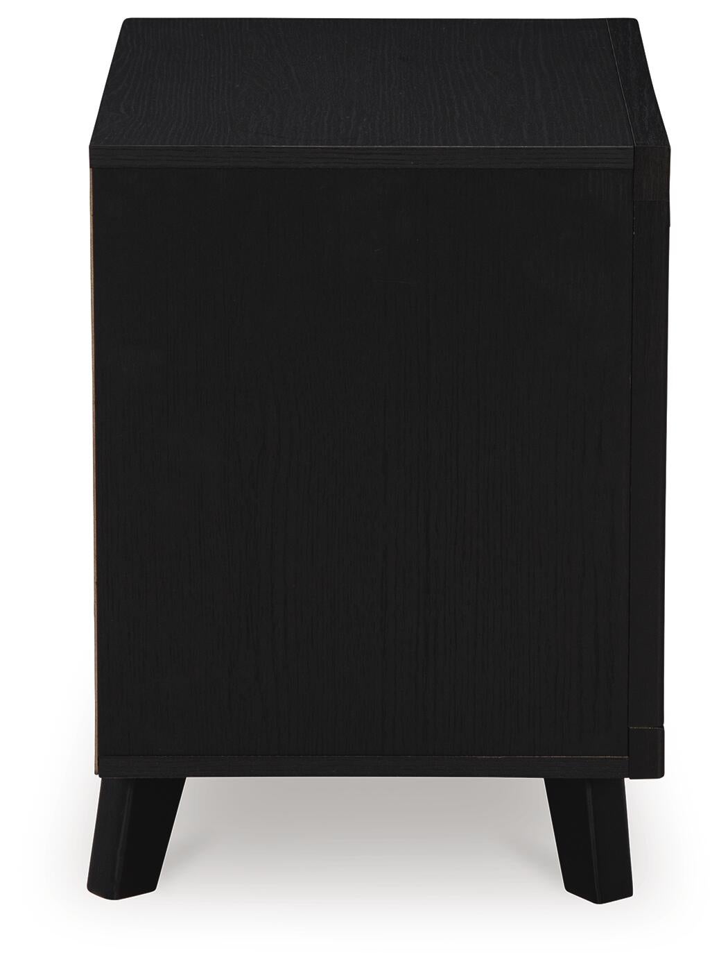 Danziar Queen Panel Bed, Dresser, Mirror and Nightstand