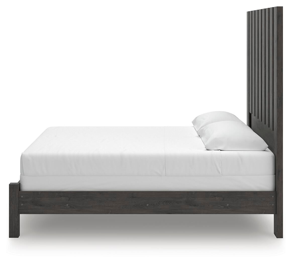 Parlayon King Panel Bed, Dresser and Mirror