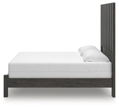Parlayon King Panel Bed, Dresser and Mirror