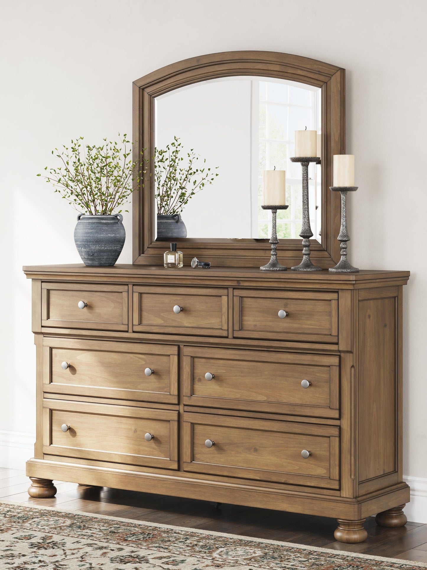 Vandenmore California King Panel Bed with Mirrored Dresser and Nightstand