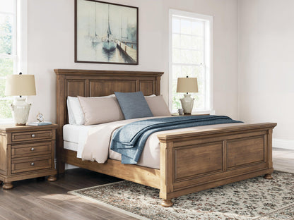 Vandenmore California King Panel Bed with Mirrored Dresser
