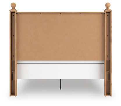 Galletyn Queen Panel Bed with Mirrored Dresser and Nightstand
