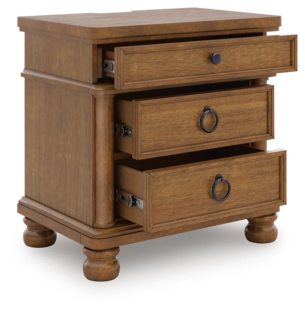 Chadworth King Poster Bed with Mirrored Dresser and Nightstand