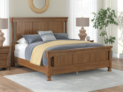 Chadworth King Poster Bed with Mirrored Dresser and Nightstand