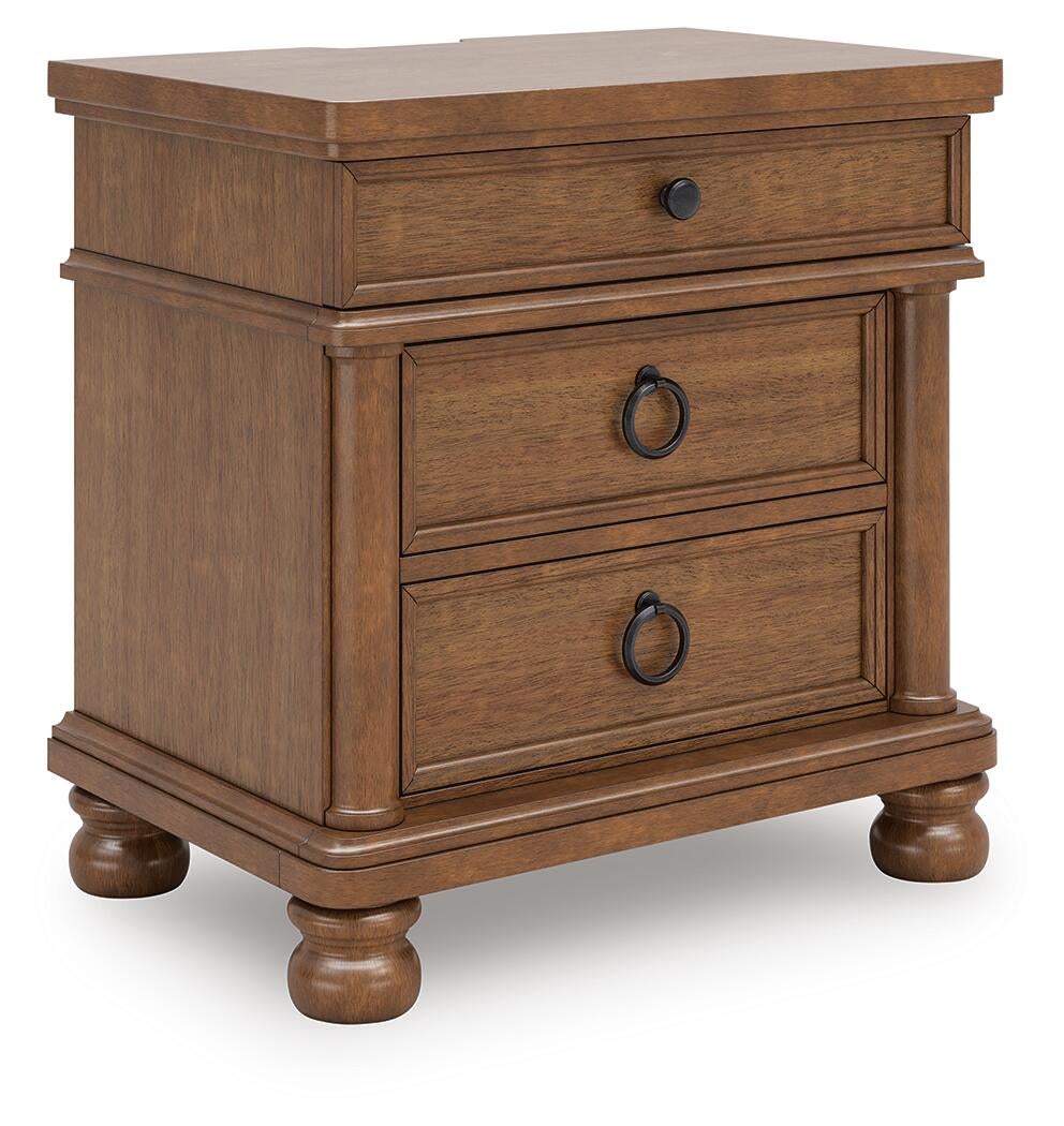Chadworth Queen Poster Bed with Mirrored Dresser and Nightstand