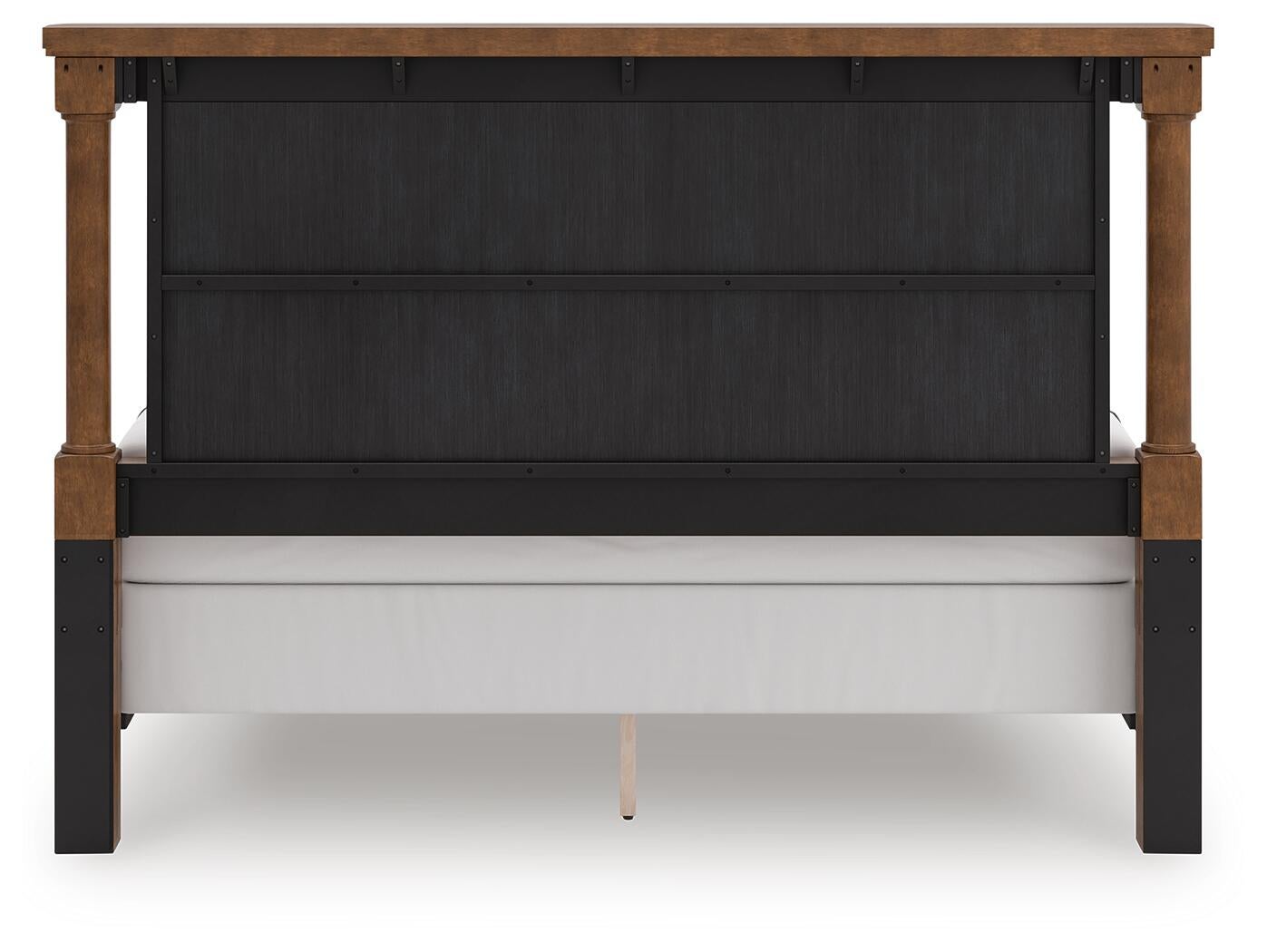 Chadworth King Poster Bed with Mirrored Dresser