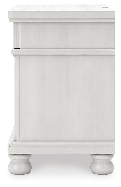 Chadworth California King Poster Bed, Dresser, Mirror and Nightstand
