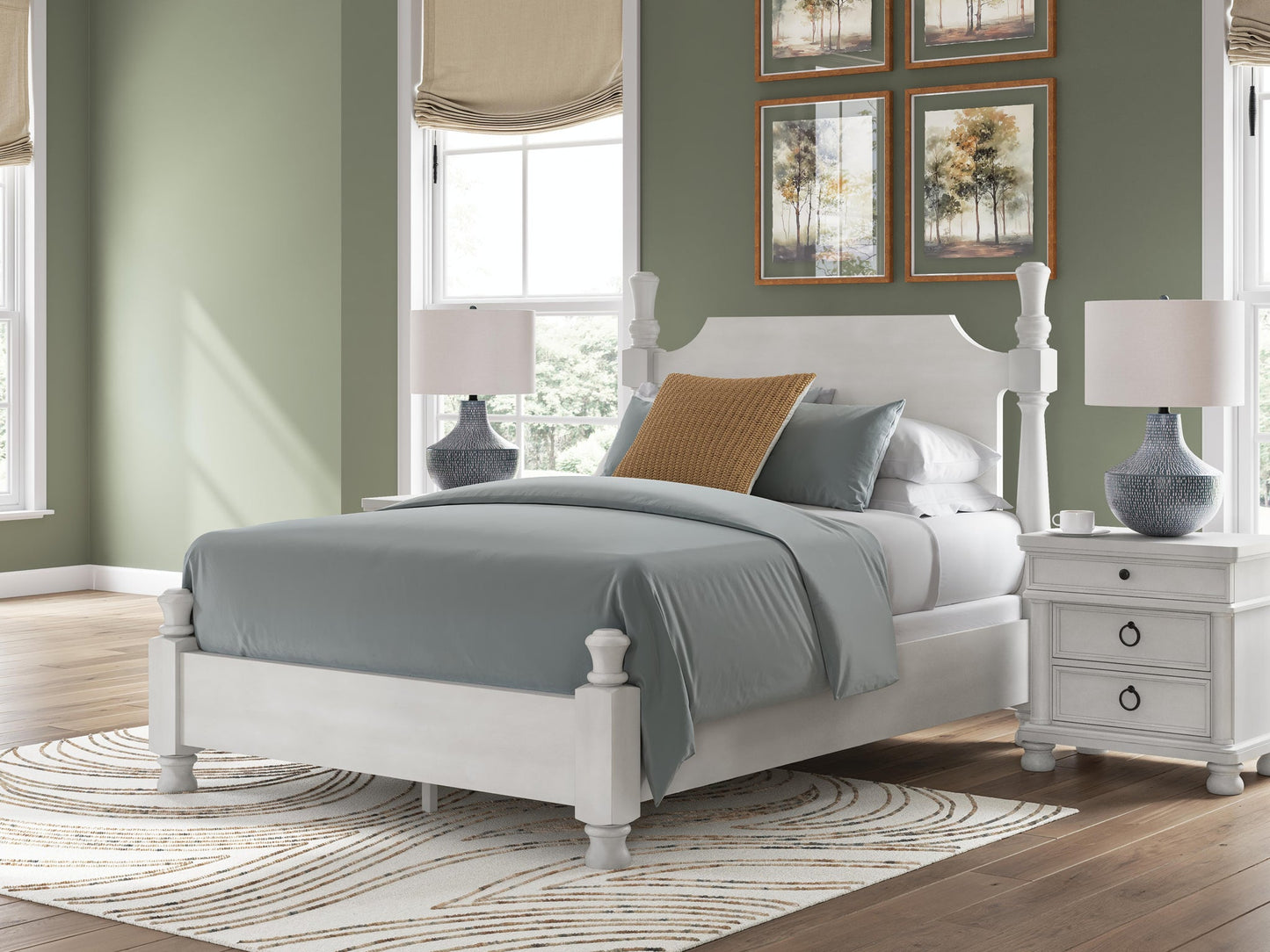 Chadworth Queen Poster Bed, Dresser and Mirror