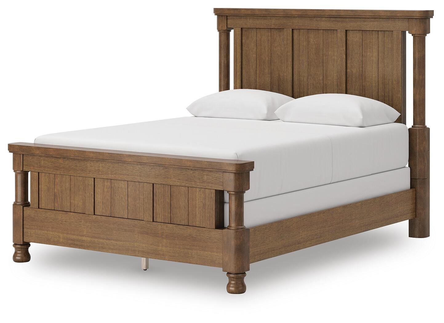 Chadworth Queen Poster Bed with Mirrored Dresser