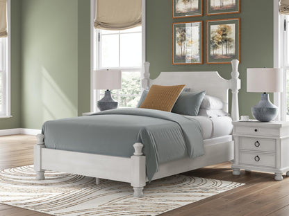 Chadworth Queen Poster Bed, Dresser, Mirror and Nightstand