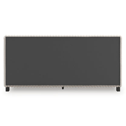 Zuraleus King Upholstered Bed
