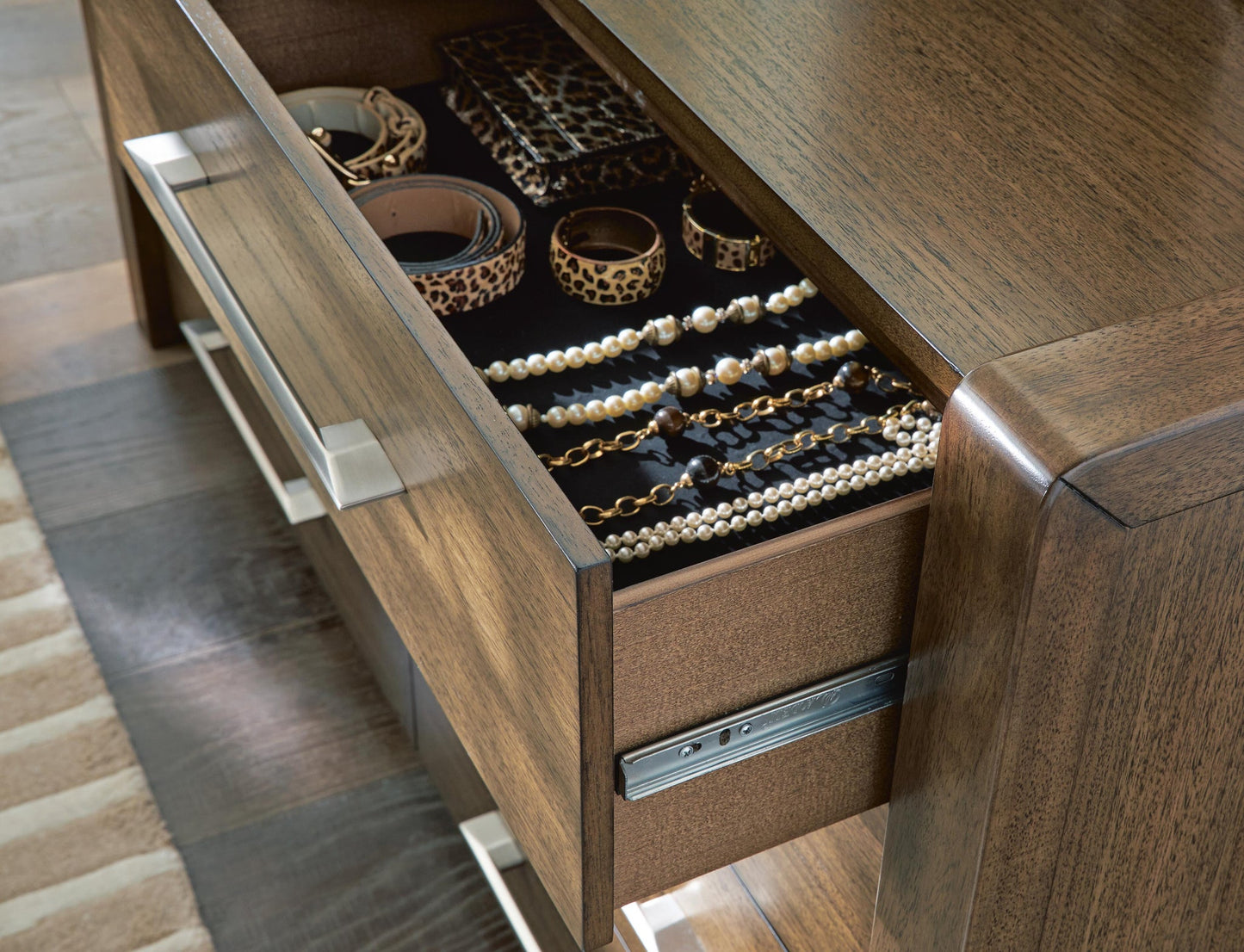 Marxmore Dresser