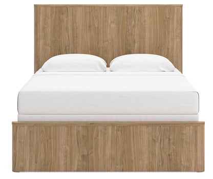 Gramburg Queen Panel Bed