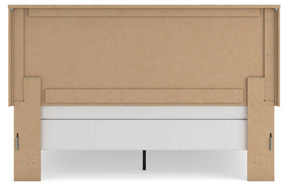 Gramburg King Panel Bed