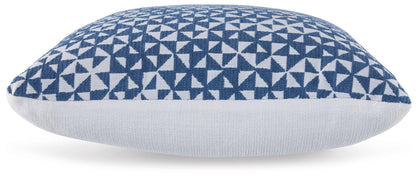 Jaycott Next-Gen Nuvella I/O Pillow