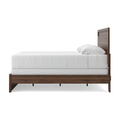 Janfyn King Panel Bed