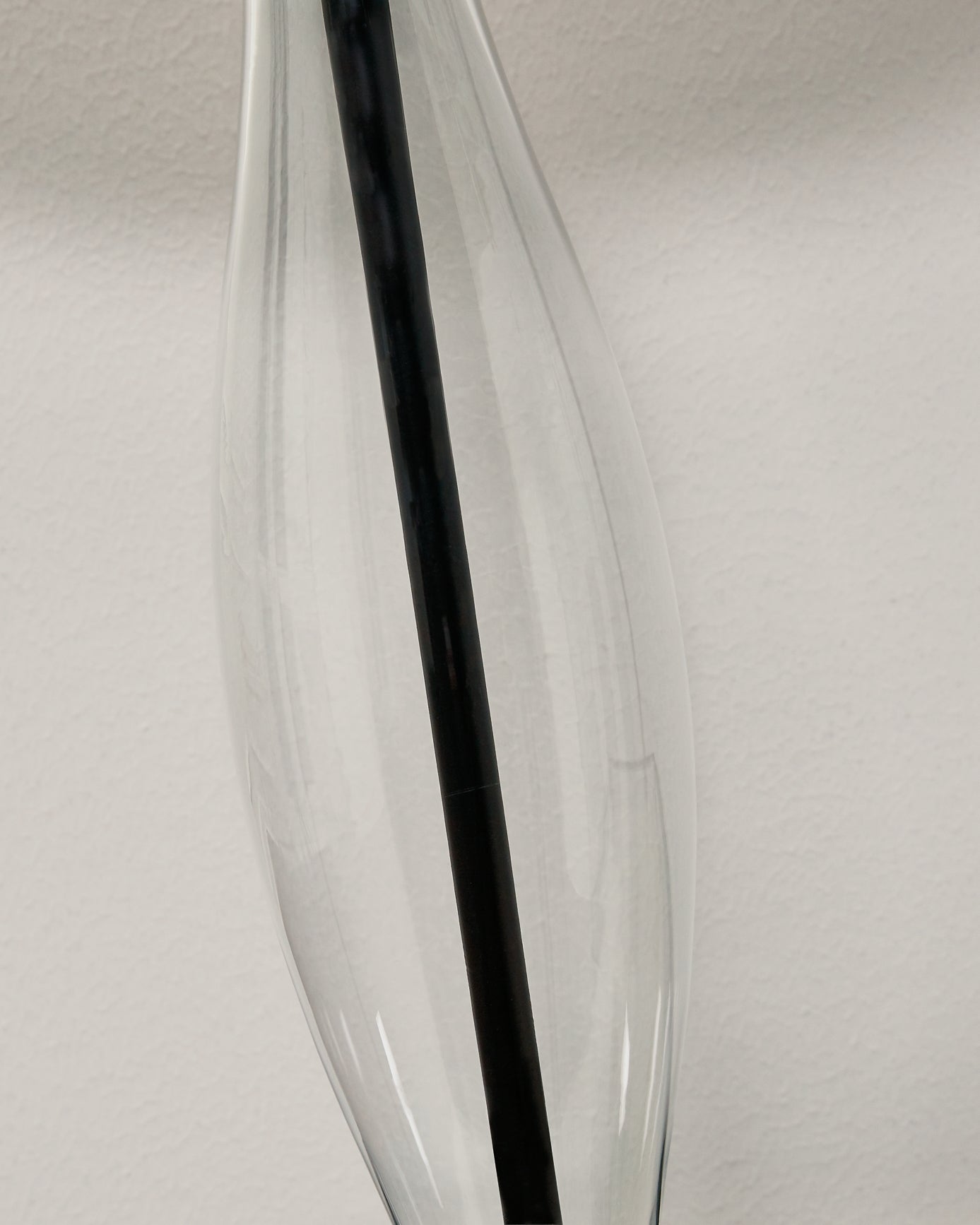 Travisburg Glass Table Lamp (2/CN)
